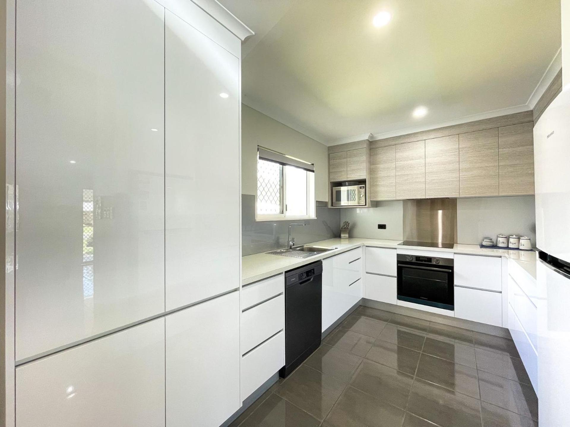 Beach House On Burrum- Close To Beach- 3Br- Wifi-Foxtel 伍德盖特 外观 照片